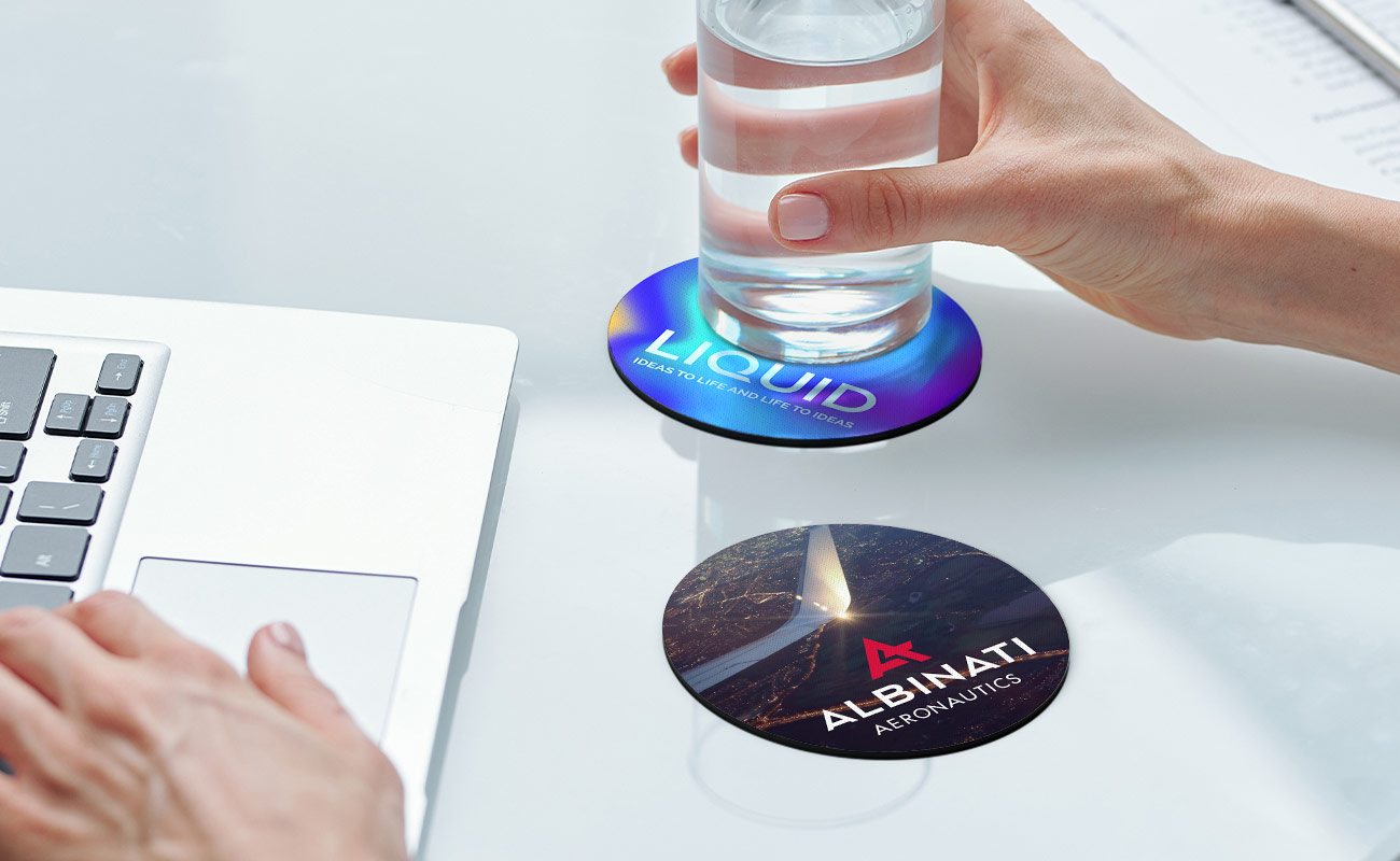 Surf - Bordbrikker med logo